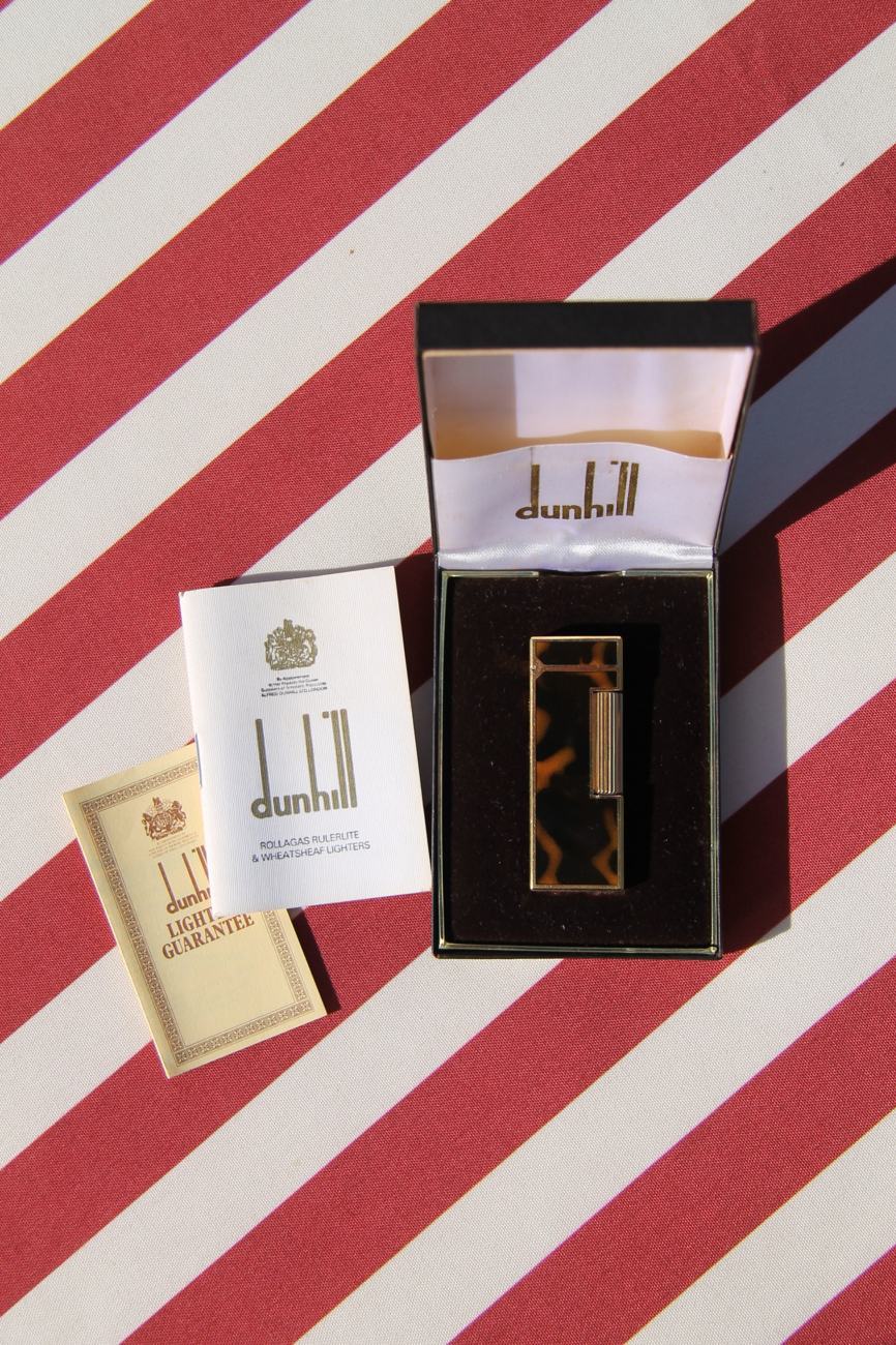 Dunhill Rollagas lighter in tortoiseshell lacquer, in its box with guarantee and booklet